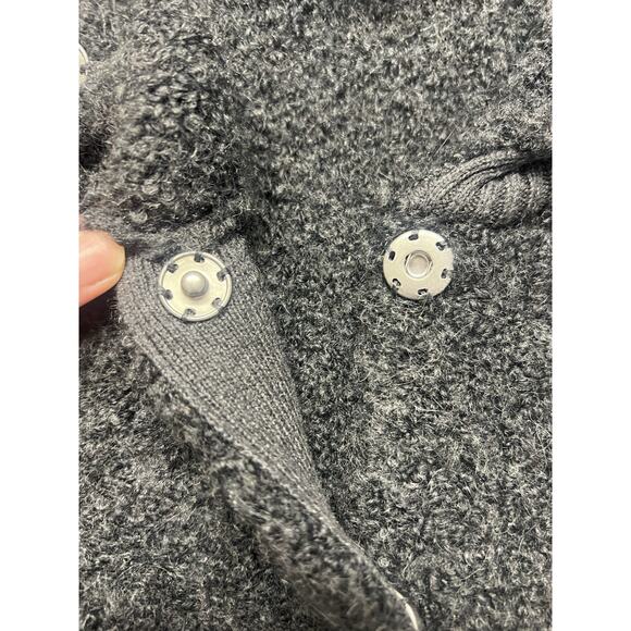 GAP Size Small Womens Vest Alpaca Wool Blend Gray Snap Buttons Ribbed Fuzzy - Picture 9 of 10